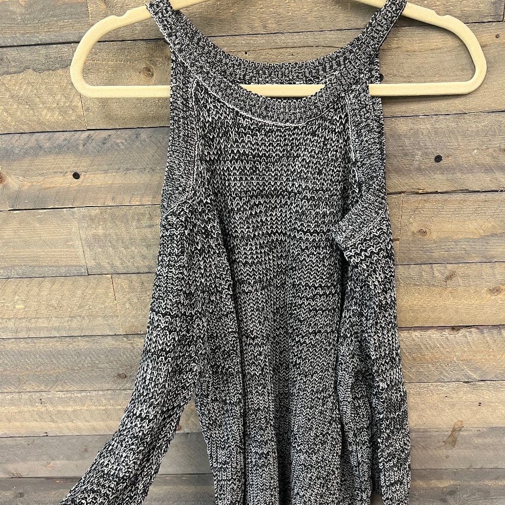 Cold Shoulder Long Sleeve Sweater with Crewneck